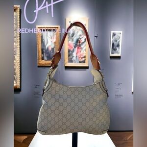 Authentic bone white Gucci Guccisima  hobo. EUC after market strap, clean inside